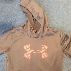 Under Armour Sweatshirt
